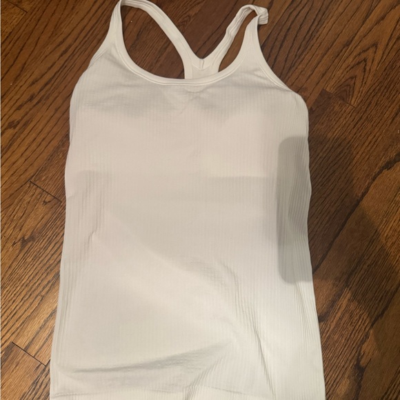 Ebb to Street Tank Top Light Support, B/C Cup - Picture 5 of 7